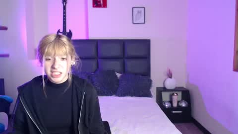 Amnesia online show from 10/08/25, 12:14