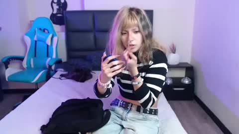 Amnesia online show from 10/09/25, 12:25