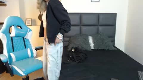 Amnesia online show from 11/17/25, 12:55