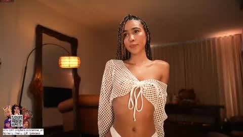 Snapshot of amnie_ chatting on 02/25/25, 10:07 RETURN 30TH 100 explicit on online show from 02/25/25, 10:07