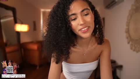 Snapshot of amnie_ chatting on 03/11/25, 04:07 RETURN 30TH 100 explicit on online show from 03/11/25, 04:07