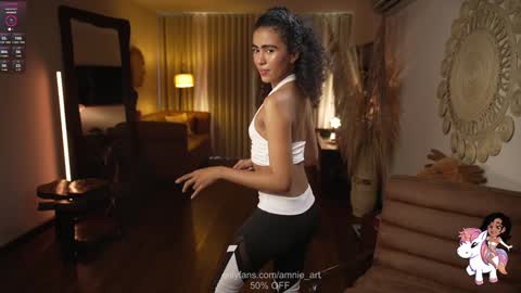 Snapshot of amnie_ chatting on 09/12/25, 09:37 RETURN 30TH 100 explicit on online show from 09/12/25, 09:37