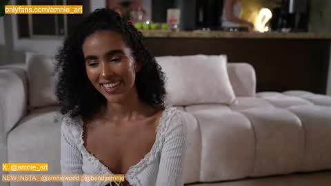 Snapshot of amnie_ chatting on 06/08/26, 10:21 RETURN 30TH 100 explicit on online show from 06/08/26, 10:21