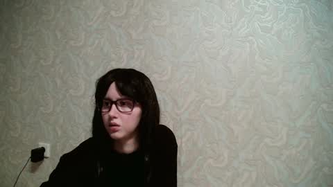Snapshot of amomira chatting on 12/10/24, 07:43 Amomira online show from 12/10/24, 07:43