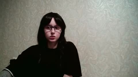 Snapshot of amomira chatting on 10/24/25, 03:58 Amomira online show from 10/24/25, 03:58