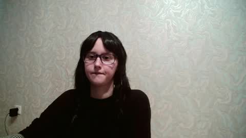 Amomira honeyx online show from 06/19/26, 10:30