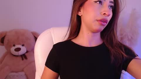 Sophi online show from 10/21/25, 10:16