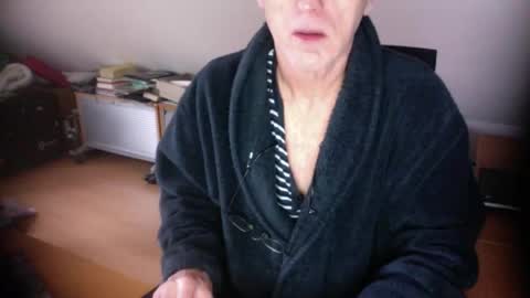 Amor2200 online show from 11/23/25, 09:53