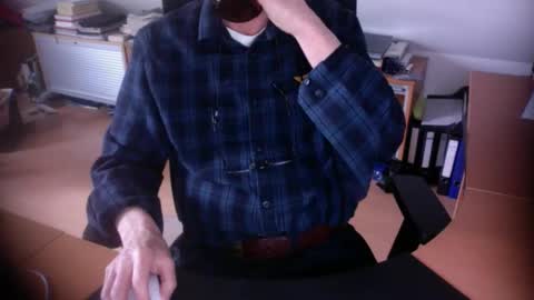Snapshot of amor2200 chatting on 03/17/26, 10:51 Amor2200 online show from 03/17/26, 10:51