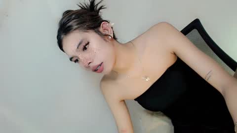 Belle Tylor online show from 02/03/25, 06:56