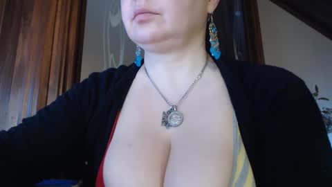 amorelara online show from 02/24/25, 07:55