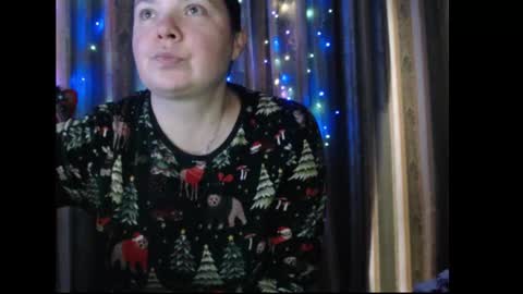 amorelara online show from 11/21/25, 11:20