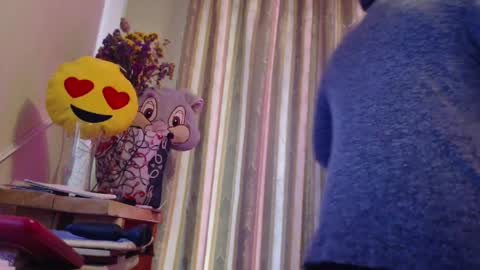 amorelara online show from 04/05/26, 06:43