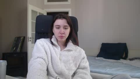 Snapshot of amoremeoww chatting on 05/10/26, 11:37 miss unforgettable online show from 05/10/26, 11:37