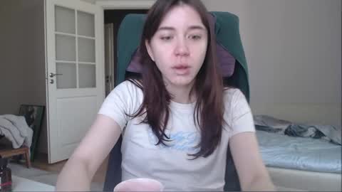 Snapshot of amoremeoww chatting on 05/25/26, 10:32 miss unforgettable online show from 05/25/26, 10:32