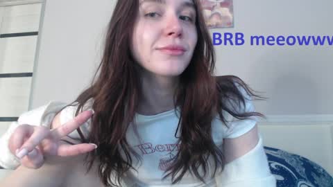 Snapshot of amoremeoww chatting on 05/31/26, 02:13 miss unforgettable online show from 05/31/26, 02:13