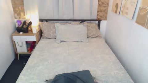 amorgisela online show from 11/06/25, 04:13