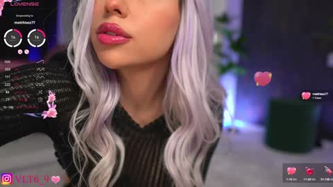 Snapshot of amunajaxson chatting on 01/15/25, 11:30 ------------- online show from 01/15/25, 11:30