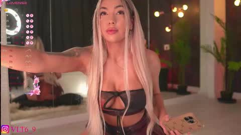 Snapshot of amunajaxson chatting on 09/25/25, 09:51 ------------- online show from 09/25/25, 09:51