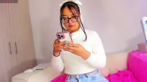 Snapshot of amy1cute chatting on 07/05/26, 11:34 Amy online show from 07/05/26, 11:34
