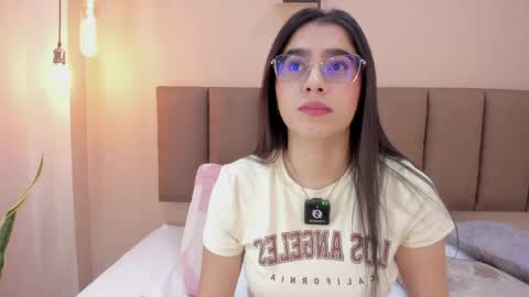 amy__wats0n online show from 05/25/26, 07:31