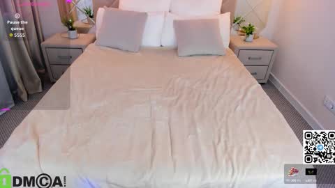 AmyGMT 2 Mon-Sun  0300am-0900am  online show from 09/24/25, 08:17