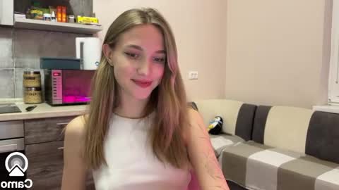 Snapshot of amy_chill chatting on 12/23/24, 02:39 Amy Chill online show from 12/23/24, 02:39