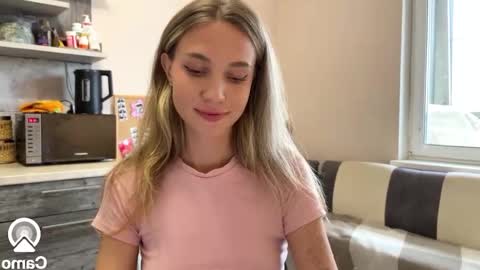 Snapshot of amy_chill chatting on 09/24/25, 11:46 Amy Chill online show from 09/24/25, 11:46