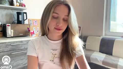 Snapshot of amy_chill chatting on 10/01/25, 11:27 Amy Chill online show from 10/01/25, 11:27