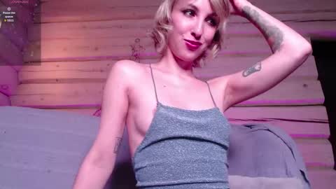 Amy online show from 04/25/26, 04:15