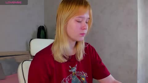 Amy online show from 11/25/25, 12:10