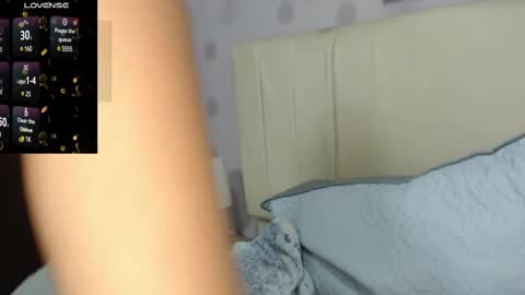 Amy online show from 03/11/25, 01:23