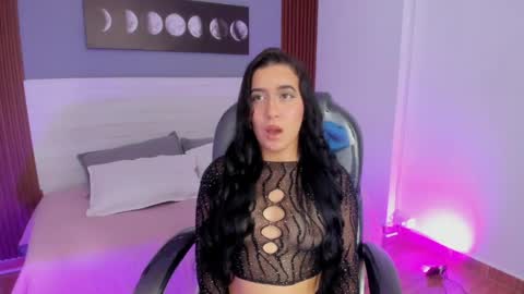 amy_leah_ online show from 04/22/26, 06:42