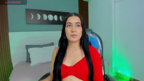 Snapshot of amy_leah_ chatting on 04/24/26, 08:00 amy_leah_ online show from 04/24/26, 08:00