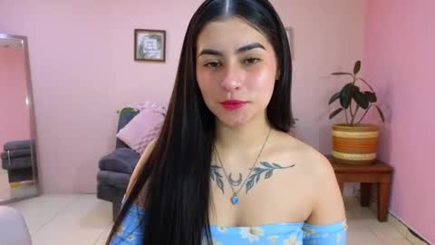 Snapshot of amy_lovelydoll chatting on 10/05/25, 07:12 Amy online show from 10/05/25, 07:12