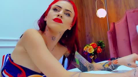 Snapshot of amy_rider chatting on 01/13/25, 11:27 amy_rider online show from 01/13/25, 11:27