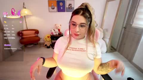 Daniela M online show from 09/08/25, 04:39