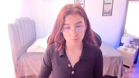 Amy sophia 3 online show from 03/06/25, 06:26