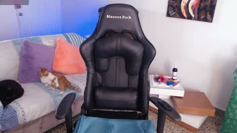 Mia Cristancho online show from 12/09/24, 07:07