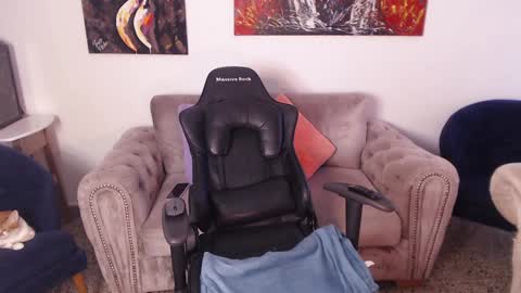 Mia Cristancho online show from 01/18/25, 10:39