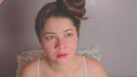 Snapshot of amy_vans_ chatting on 03/25/26, 08:59 Amy nickname Kirby online show from 03/25/26, 08:59