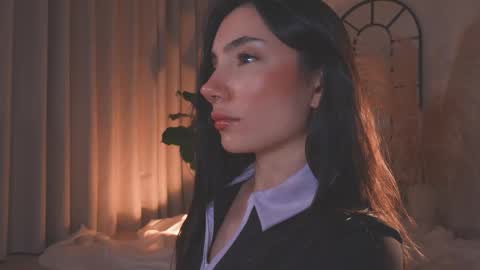 Amy Armstrong online show from 10/05/25, 12:20