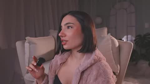 Amy Armstrong online show from 04/08/26, 12:10