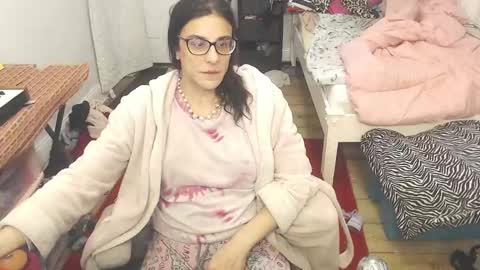 Snapshot of amyattack chatting on 03/03/25, 10:28 Trashely Gimpson online show from 03/03/25, 10:28