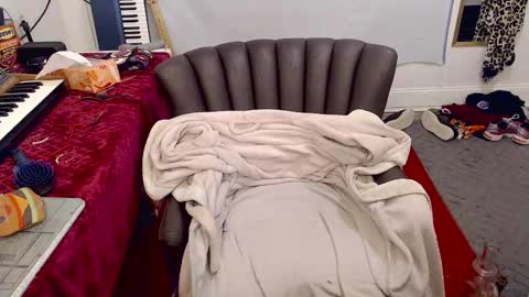 Snapshot of amyattack chatting on 11/01/25, 09:00 Trashely Gimpson online show from 11/01/25, 09:00