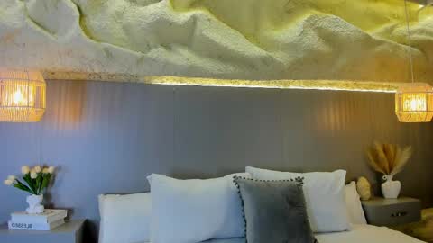 amy online show from 04/22/26, 11:56