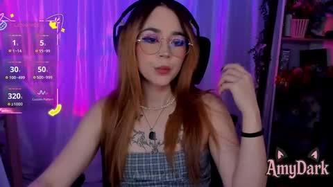 Snapshot of amydark chatting on 10/11/25, 08:40 Amy online show from 10/11/25, 08:40