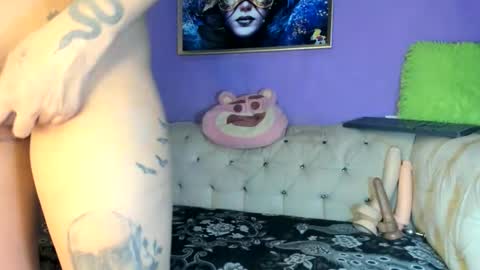 Amy Kamila online show from 11/27/25, 12:24