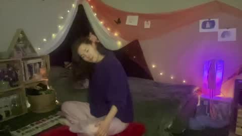 Snapshot of amydreamgirl chatting on 01/08/25, 07:34 amydreamgirl online show from 01/08/25, 07:34