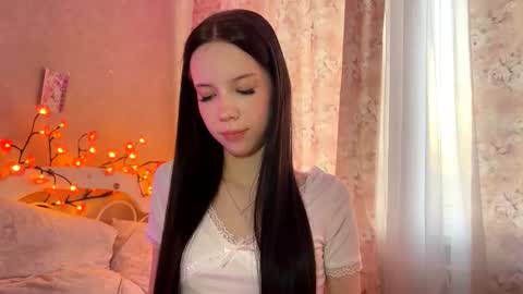 Milou online show from 10/27/25, 01:15